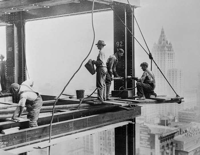 Строительство Empire State Building
